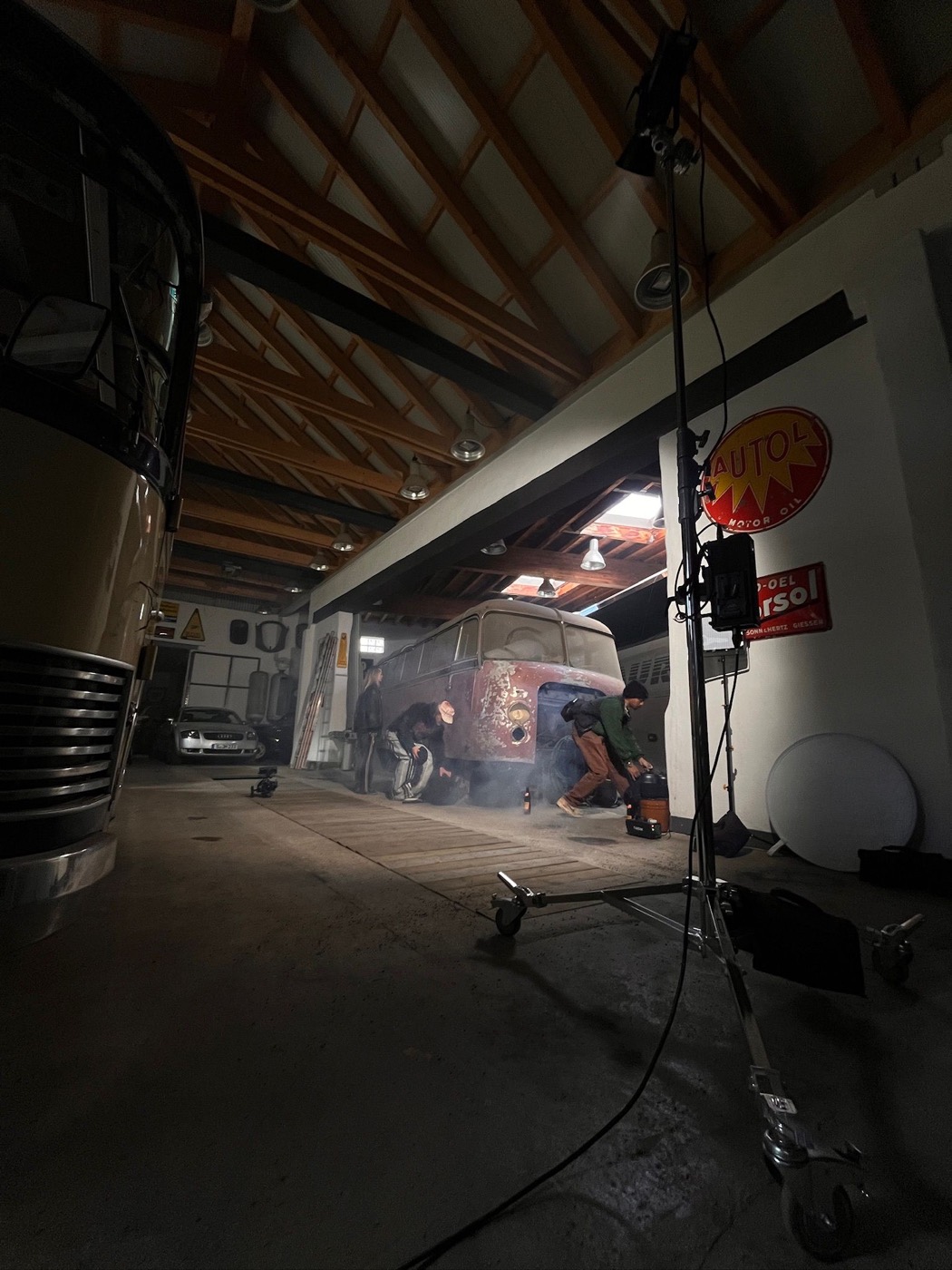 Galandoo Crash 8000, behind the scenes